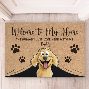Bienvenue chez nous, attention aux bisous et aux queues qui remuent - Tapis décoratif personnalisé pour chien - Cadeau de pendaison de crémaillère pour propriétaires et amoureux des animaux
