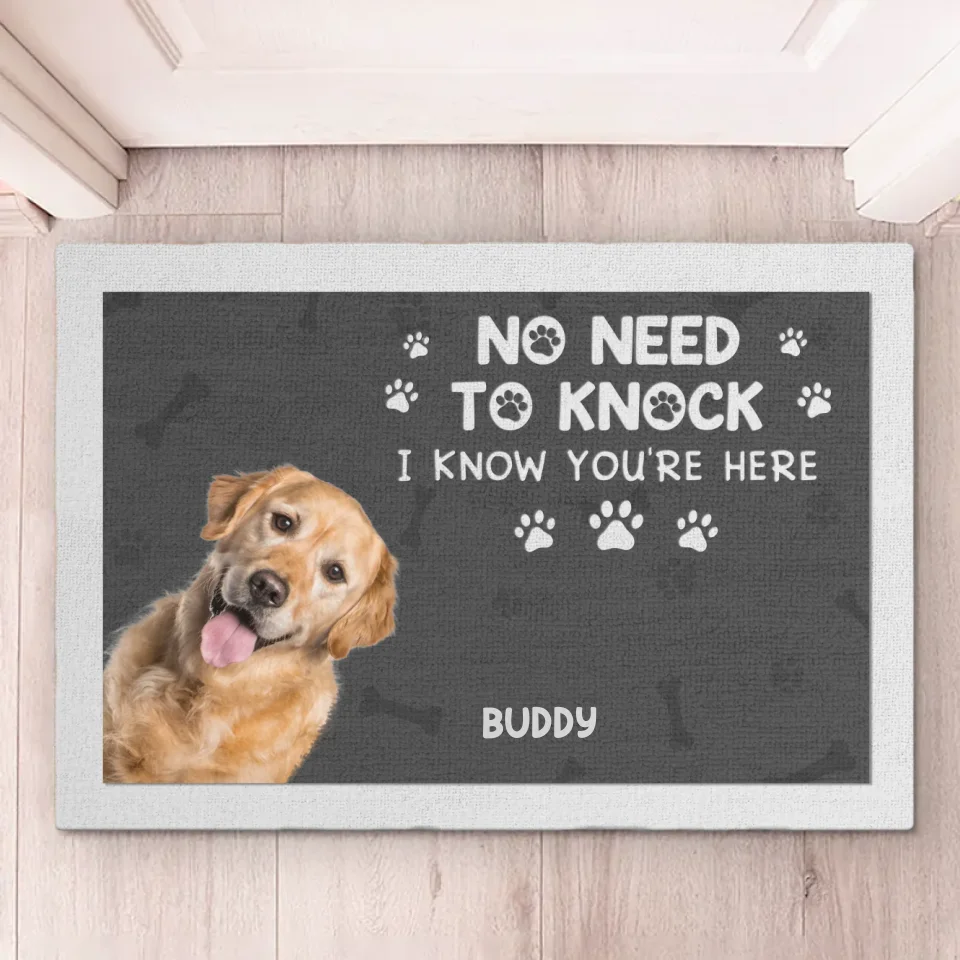 Tapis décoratif personnalisé avec photo « Nous savons que vous êtes là » pour chien et chat, idéal pour une pendaison de crémaillère ou pour les amoureux des animaux.