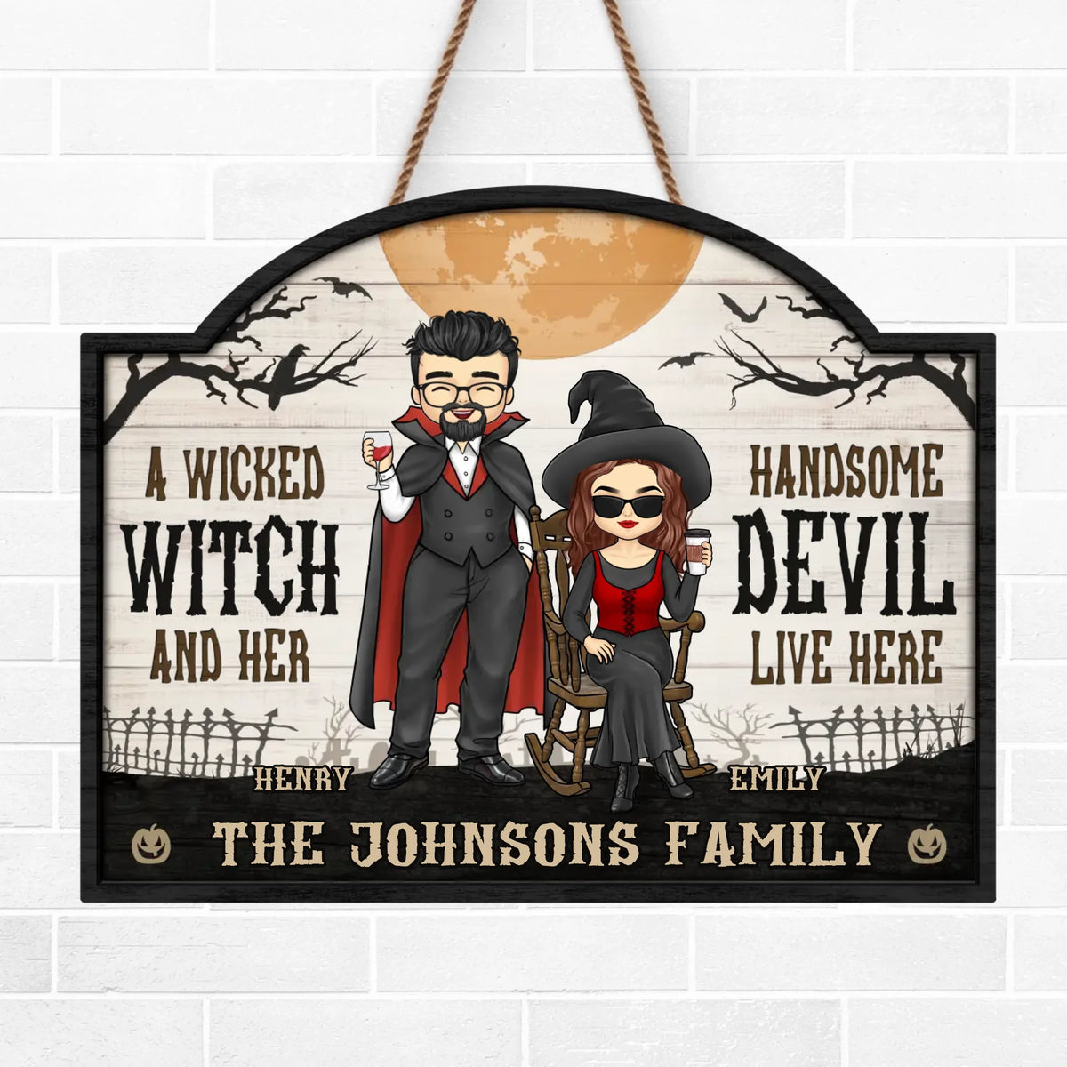 Une méchante sorcière et son beau diable vivent ici - Panneau en bois personnalisé pour couple - Cadeau d'Halloween pour mari et femme, anniversaire