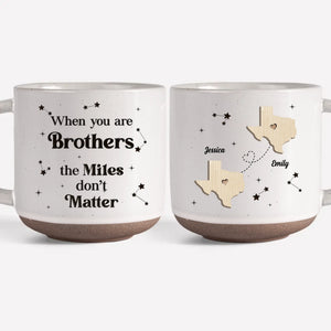 La famille est à jamais dans nos cœurs - Mug personnalisé en céramique imprimé pour la famille - Cadeau de Noël pour les membres de la famille