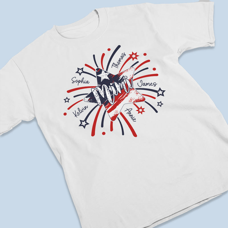 Joyeux 4 juillet à notre Mimi - T-shirt, sweat à capuche, sweat-shirt unisexe personnalisé pour la famille - 4 juillet, cadeau d'anniversaire pour grand-mère
