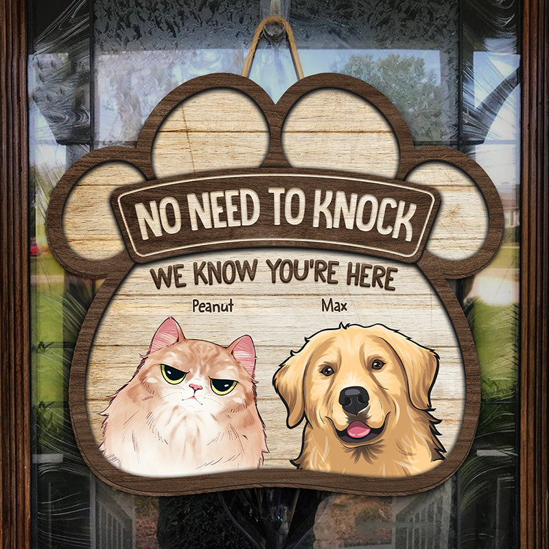 Cette maison est gouvernée par nous - Panneau en bois personnalisé pour chien et chat - Cadeau de pendaison de crémaillère pour propriétaires d'animaux et amoureux des animaux