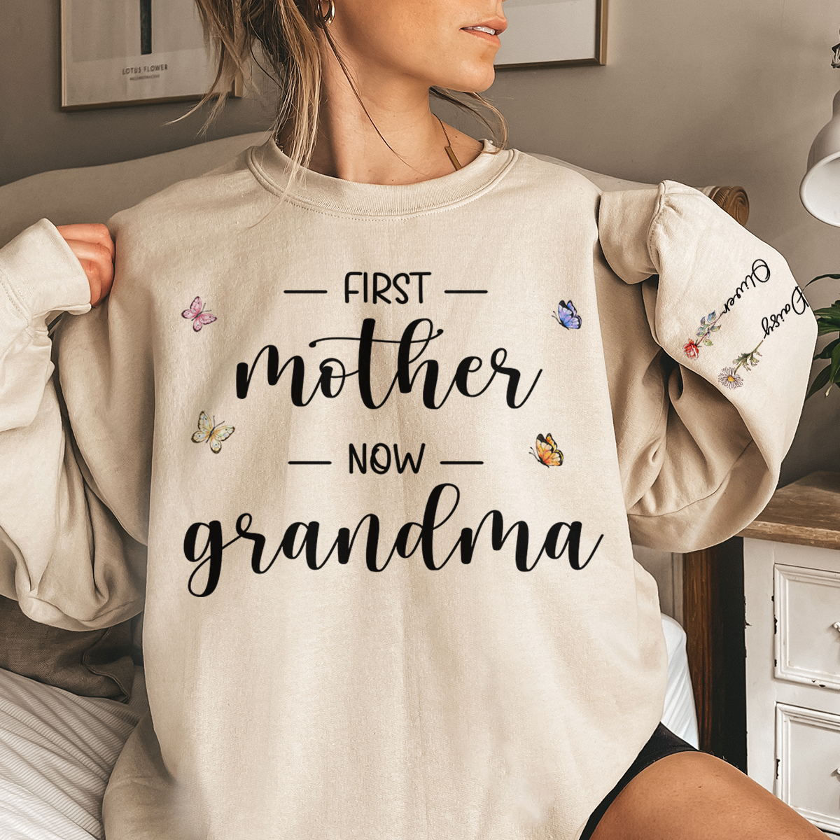 D'abord maman et maintenant grand-mère - Sweat-shirt unisexe personnalisé avec motif sur la manche - Cadeau pour maman et grand-mère
