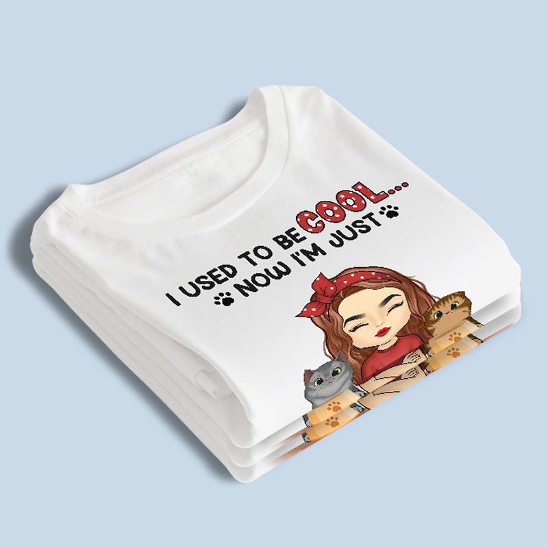 Je suis juste le serviteur de mon chat - T-shirt unisexe personnalisé, sweat à capuche, sweat-shirt - Cadeau pour les propriétaires d'animaux de compagnie, les amoureux des animaux