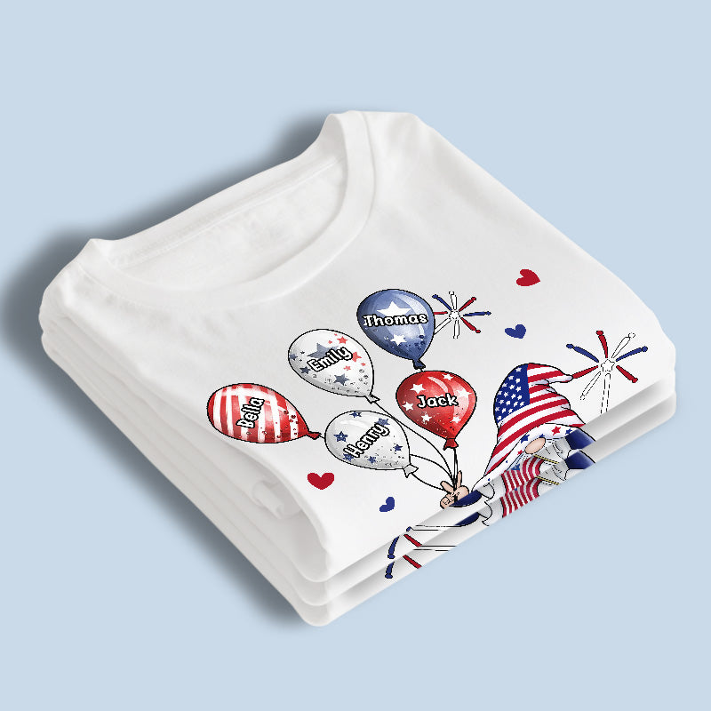 Juillet apporte joie et bonheur, Nana - T-shirt patriotique unisexe personnalisé pour la famille, sweat à capuche, sweat-shirt - Jour de l'Indépendance, 4 juillet, cadeau d'anniversaire pour grand-mère