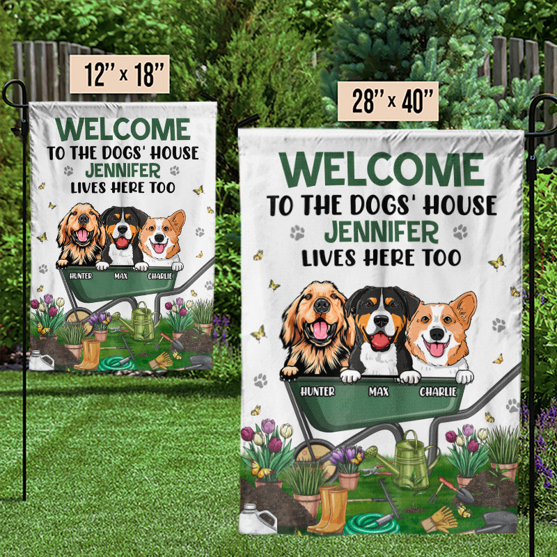 Bienvenue chez les chiens ! Drapeau personnalisé pour chien ! Cadeau pour les propriétaires et les amoureux des animaux.