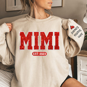 Plus sur Santa Here Comes Nana - Sweat-shirt unisexe personnalisé avec motif sur la manche - Cadeau de Noël pour maman, grand-mère