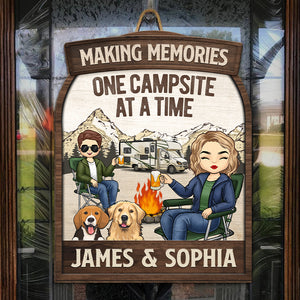 Toi, moi et les chiens - Panneau en bois personnalisé pour décoration d'intérieur - Cadeau de pendaison de crémaillère pour couples, mari et femme, amoureux du camping, propriétaires d'animaux, amoureux des animaux