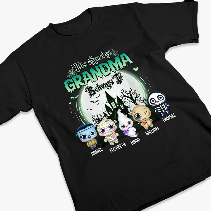 Cette grand-mère effrayante appartient à - T-shirt unisexe personnalisé, sweat à capuche, sweat-shirt - Cadeau d'Halloween, cadeau pour grand-mère