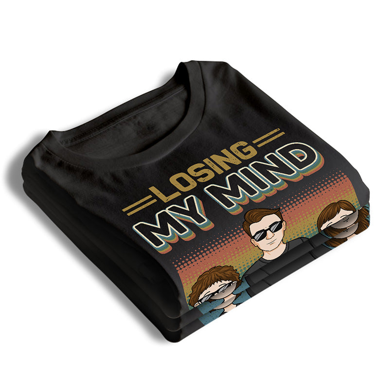 Je perds la tête, un enfant à la fois ! T-shirt unisexe personnalisé, sweat à capuche, sweat-shirt, cadeau pour la fête des pères et un anniversaire pour papa ou grand-père.