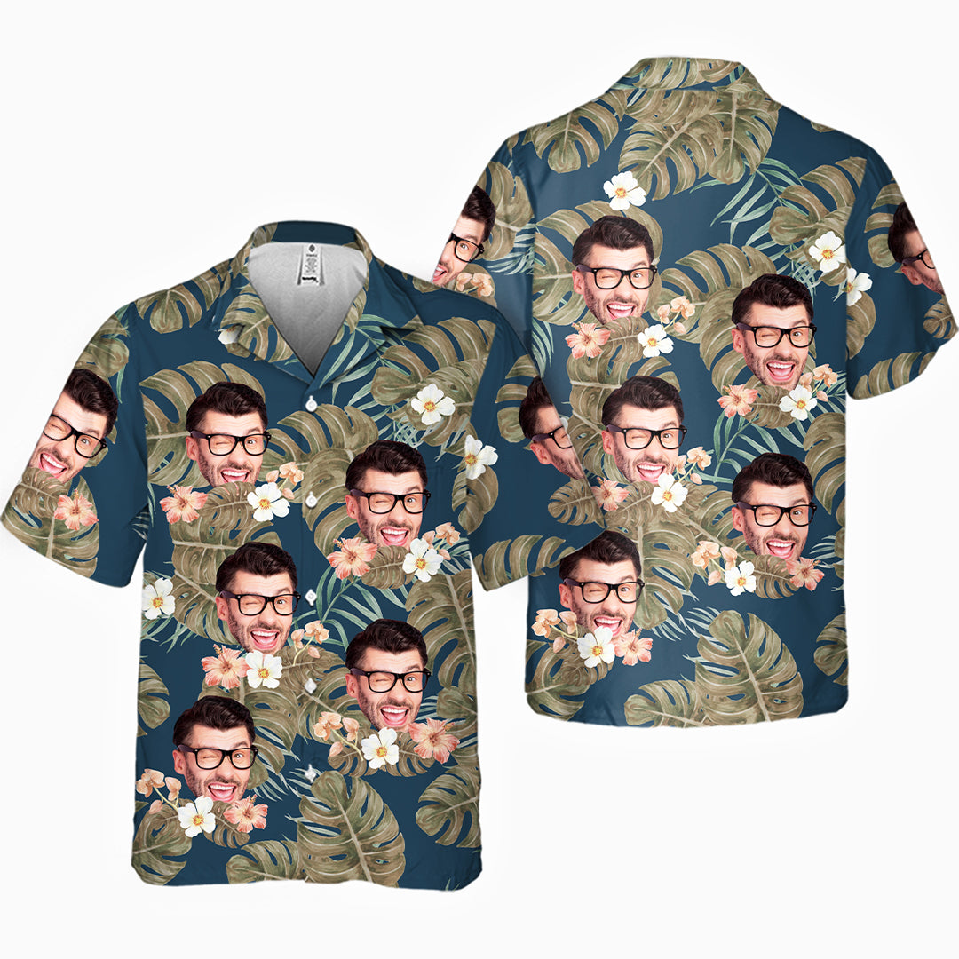T-shirt hawaïen unisexe personnalisé avec photo et feuilles tropicales - Cadeau pour couple