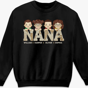 Une grand-mère chanceuse - T-shirt unisexe personnalisé, sweat à capuche, sweat-shirt - Cadeau d'anniversaire pour maman, grand-mère