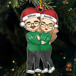 Bébé, il fait froid dehors - Ornement personnalisé pour couple - Forme personnalisée en acrylique - Cadeau de Noël pour mari et femme, anniversaire