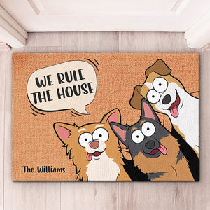 Les bébés à fourrure règnent sur la maison - Tapis décoratif personnalisé pour chien - Cadeau pour les propriétaires et les amoureux des animaux