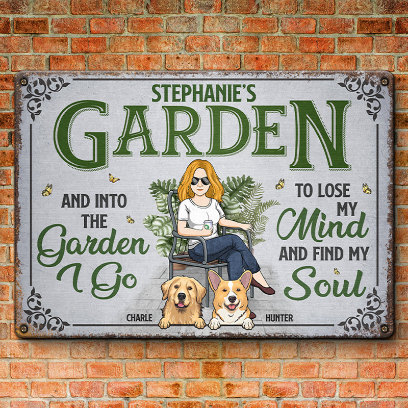 Dans ce jardin, je vais perdre la tête et trouver mon âme - Plaque en métal personnalisée pour chien - Cadeau de pendaison de crémaillère pour propriétaires d'animaux, amoureux des animaux et amateurs de jardinage