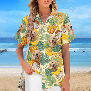T-shirt hawaïen tropical unisexe personnalisé avec photo « Fruity Juicy Summer » pour chien et chat - Cadeau idéal pour les vacances d'été, les propriétaires d'animaux et les amoureux des animaux.