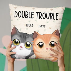 Coussin personnalisé pour chat « Double Trouble » – Cadeau pour propriétaires et amoureux des animaux