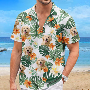 T-shirt hawaïen unisexe personnalisé avec photo « Keep Calm Summer Is Coming » pour chien et chat - Cadeau idéal pour les vacances d'été, les propriétaires d'animaux et les amoureux des animaux.