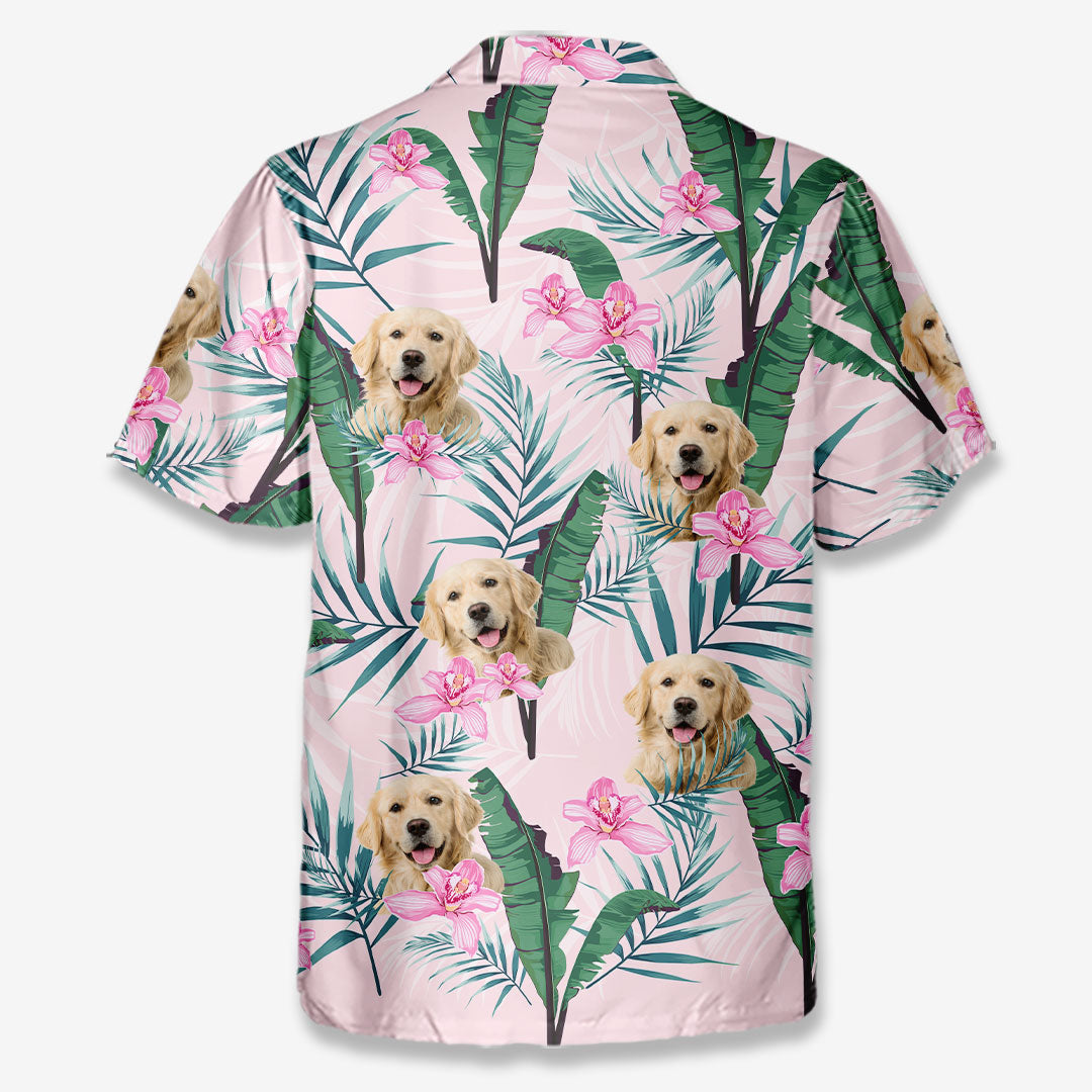 T-shirt hawaïen unisexe personnalisé avec photo « Keep Calm Summer Is Coming » pour chien et chat - Cadeau idéal pour les vacances d'été, les propriétaires d'animaux et les amoureux des animaux.