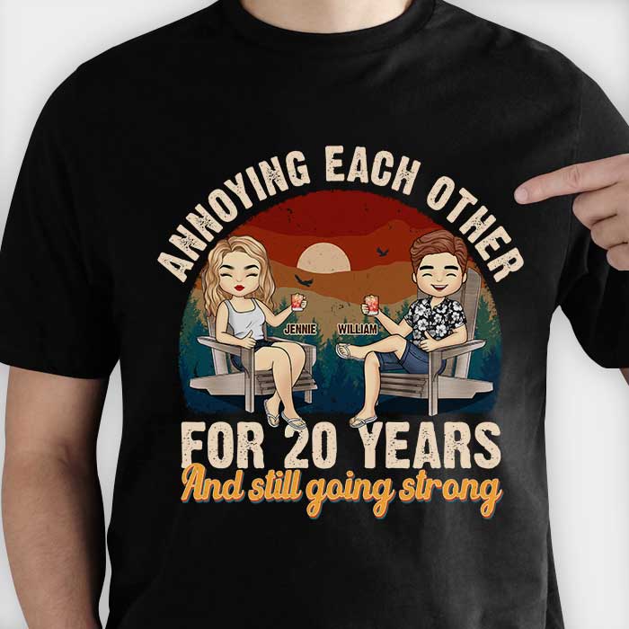 On s'ennuie et on continue à être forts - T-shirt unisexe personnalisé, sweat à capuche, sweat-shirt - Cadeau pour couple, mari, femme, anniversaire, fiançailles, mariage, cadeau de mariage
