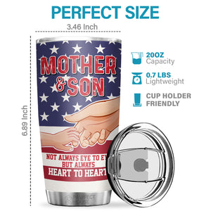 Je suis toujours juste à côté de toi, tu dépasseras mes genoux mais jamais mon cœur - Tumbler - À mon fils, cadeau pour fils, cadeau de maman pour fils, cadeau d'anniversaire pour fils