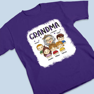Un Grammy Award ? Non, il faut juste que je sois la Grammy de mes enfants ! T-shirt personnalisé avec de la fausse eau de Javel pour la famille ! Cadeau de fête des Mères, d'anniversaire pour maman ou grand-mère.