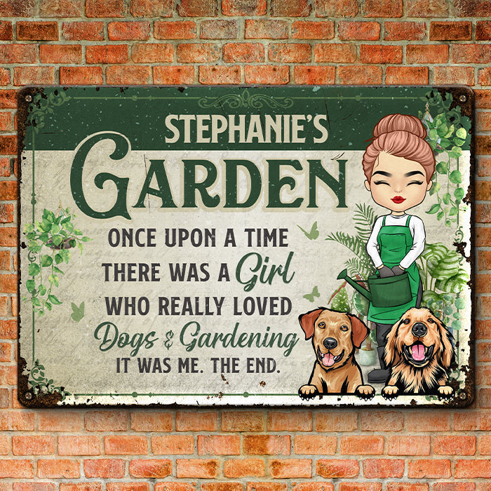 Une fille qui aimait vraiment les chiens et le jardinage – Panneau en métal personnalisé pour décoration de jardin – Cadeau de pendaison de crémaillère pour les amateurs de jardinage