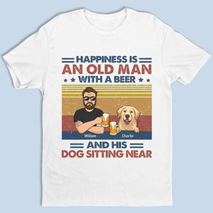 Un vieil homme avec de la bière et ses chiens - T-shirt unisexe personnalisé, sweat à capuche, cadeau pour les propriétaires d'animaux et les amoureux des animaux