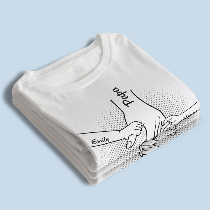 Main dans la main, je te protégerai toujours - T-shirt unisexe personnalisé pour la famille - Cadeaux de fête des pères pour papa, grand-père