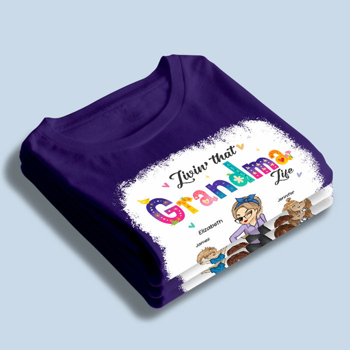 Vivre la vie de grand-mère aimante - T-shirt personnalisé avec fausse eau de Javel - Cadeau de fête des mères et d'anniversaire pour grand-mère