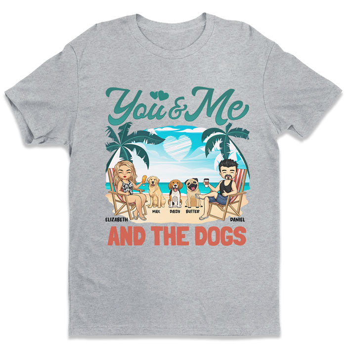 Vacances d'été pour toi, moi et les chiens - Cadeau pour couple, mari et femme - T-shirt unisexe personnalisé