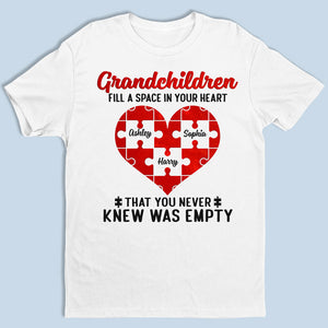 Les petits-enfants comblent un vide dans votre cœur - T-shirt, sweat à capuche, sweat-shirt unisexe personnalisé pour la famille - Cadeau de fête des mères, d'anniversaire pour grand-mère