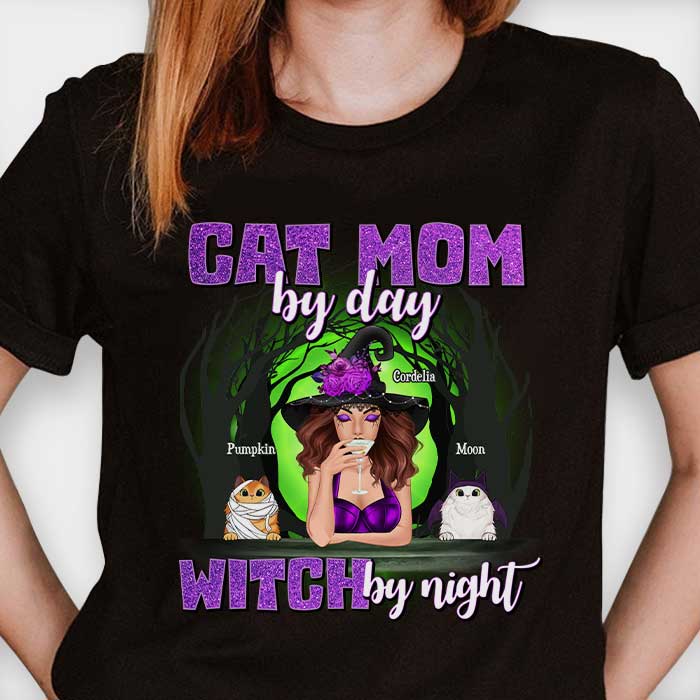 Maman chat le jour, sorcière la nuit - T-shirt unisexe personnalisé, sweat à capuche, sweat-shirt - Cadeau pour sorcières, cadeau pour amoureux des animaux, cadeau d'Halloween