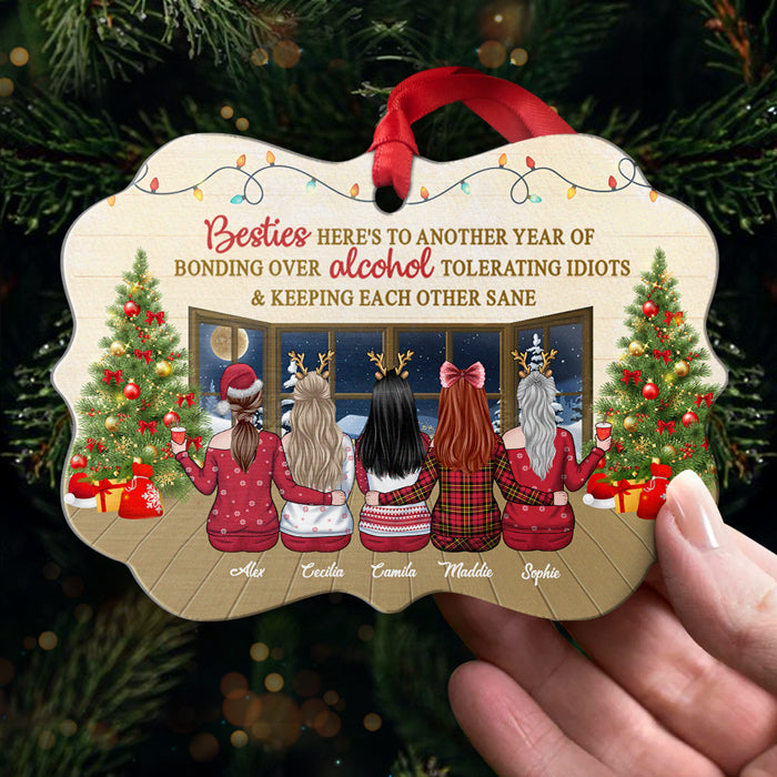 Une année de complicité autour de l'alcool - Décoration de Noël en bois personnalisée en forme de Benelux - Cadeau pour meilleure amie, meilleure amie, sœur, cadeau d'anniversaire pour meilleure amie et amie, cadeau de Noël