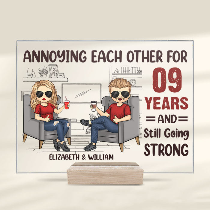Nous nous ennuyons depuis longtemps et maintenant nous sommes toujours aussi forts - Cadeau pour couples, mari et femme, plaque acrylique personnalisée