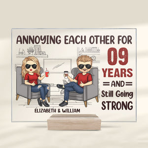 Nous nous ennuyons depuis longtemps et maintenant nous sommes toujours aussi forts - Cadeau pour couples, mari et femme, plaque acrylique personnalisée