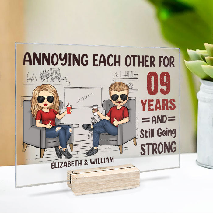Nous nous ennuyons depuis longtemps et maintenant nous sommes toujours aussi forts - Cadeau pour couples, mari et femme, plaque acrylique personnalisée