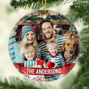 L'amour de notre famille - Décoration de Noël personnalisée en céramique ronde avec photo - Télécharger une image, cadeau pour la famille, cadeau de Noël