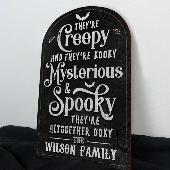 Ils sont tous ensemble Ooky - Panneau en bois personnalisé - Cadeau pour la famille, cadeau d'Halloween