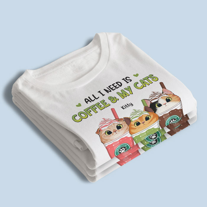 J'ai besoin de café et de mes chats - T-shirt unisexe personnalisé, sweat à capuche, sweat-shirt - Fête des Mères, cadeau pour les propriétaires d'animaux et les amoureux des animaux