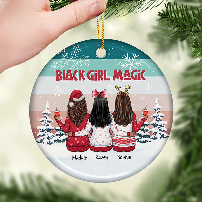 Black Girl Magic - Décoration de Noël ronde personnalisée en céramique - Cadeau pour meilleure amie, meilleure amie, sœur, cadeau d'anniversaire pour meilleure amie et amie, cadeau de Noël