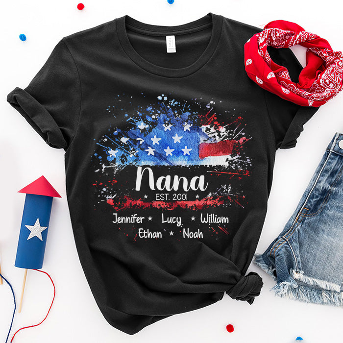 Nana Est With Grandma And Kid's Nickname - Gift For 4th Of July - Personalized Unisex T-Shirt.