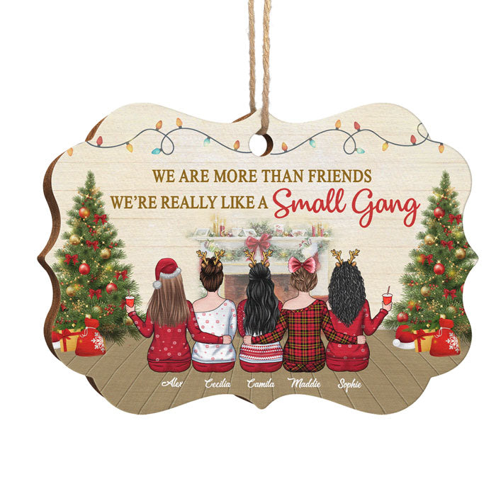 Nous sommes plus que des amis, nous sommes une petite bande - Décoration de Noël en bois personnalisée en forme de Benelux - Cadeau pour meilleure amie, meilleure amie, sœur, cadeau d'anniversaire pour meilleure amie et amie, cadeau de Noël