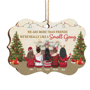 Nous sommes plus que des amis, nous sommes une petite bande - Décoration de Noël en bois personnalisée en forme de Benelux - Cadeau pour meilleure amie, meilleure amie, sœur, cadeau d'anniversaire pour meilleure amie et amie, cadeau de Noël
