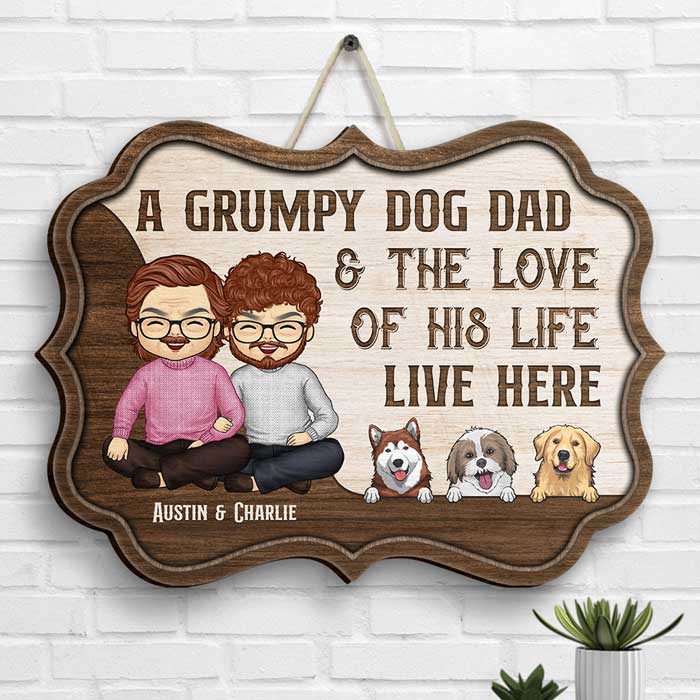 Un papa chien grincheux et son amour - Panneau en bois personnalisé - Cadeau pour couples, mari et femme
