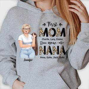 D'abord maman, maintenant grand-mère - Cadeau pour maman, grand-mère - T-shirt unisexe personnalisé, sweat à capuche