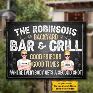 Bar et grill d'arrière-cour - Bons amis, bons moments, où chacun a droit à un deuxième verre - Cadeau pour couple, mari et femme, plaque en métal personnalisée