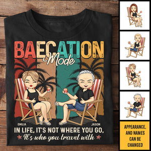 Dans la vie, ce n'est pas où vous allez, c'est avec qui vous voyagez - T-shirt unisexe personnalisé, sweat à capuche, sweat-shirt - Cadeau pour couple, mari, femme, anniversaire, fiançailles, mariage, cadeau de mariage