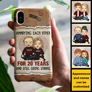 S'agacer et rester forts - Cadeau pour couple, mari et femme, coque de téléphone personnalisée