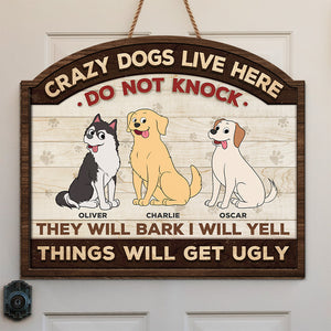 Un chien fou vit ici - Panneau en bois personnalisé en forme de chien - Cadeau de pendaison de crémaillère pour les amoureux des chiens